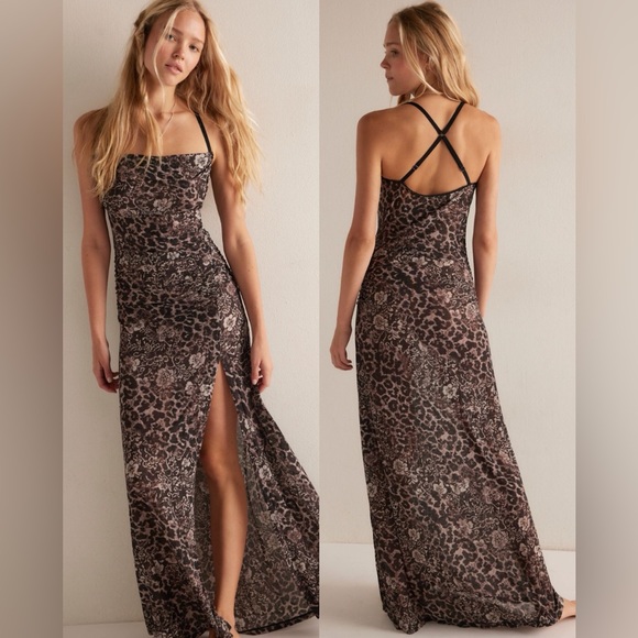 Free People Dresses & Skirts - Concrete Jungle Maxi Slio Dress